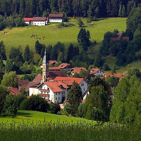 Comfortable Apartment In Zenting In Lower Bavaria Eksteriør bilde